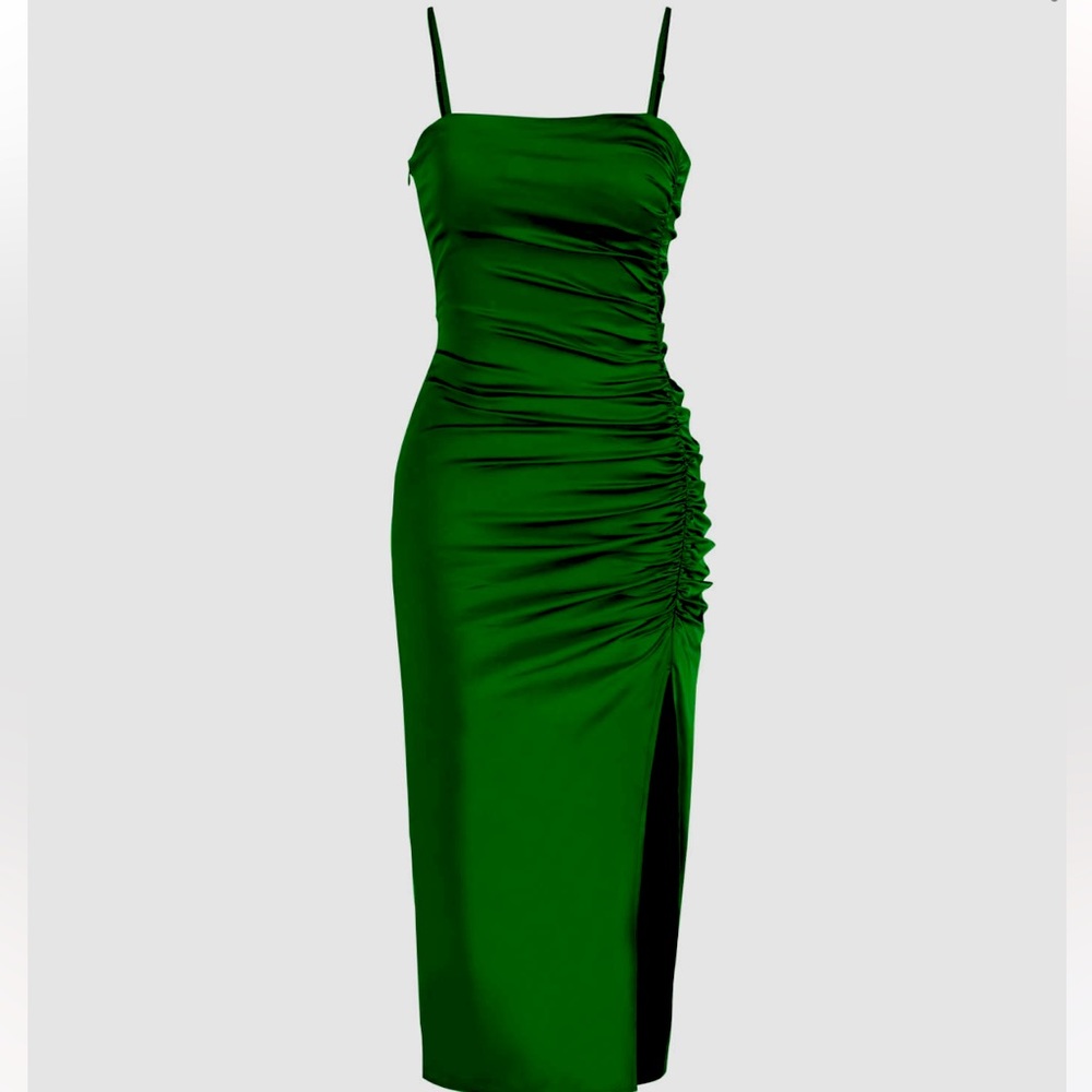Brand New Emerald Green Evening Gown size large US 8